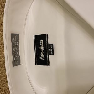 Neiman Marcus white long-sleeved dress shirt